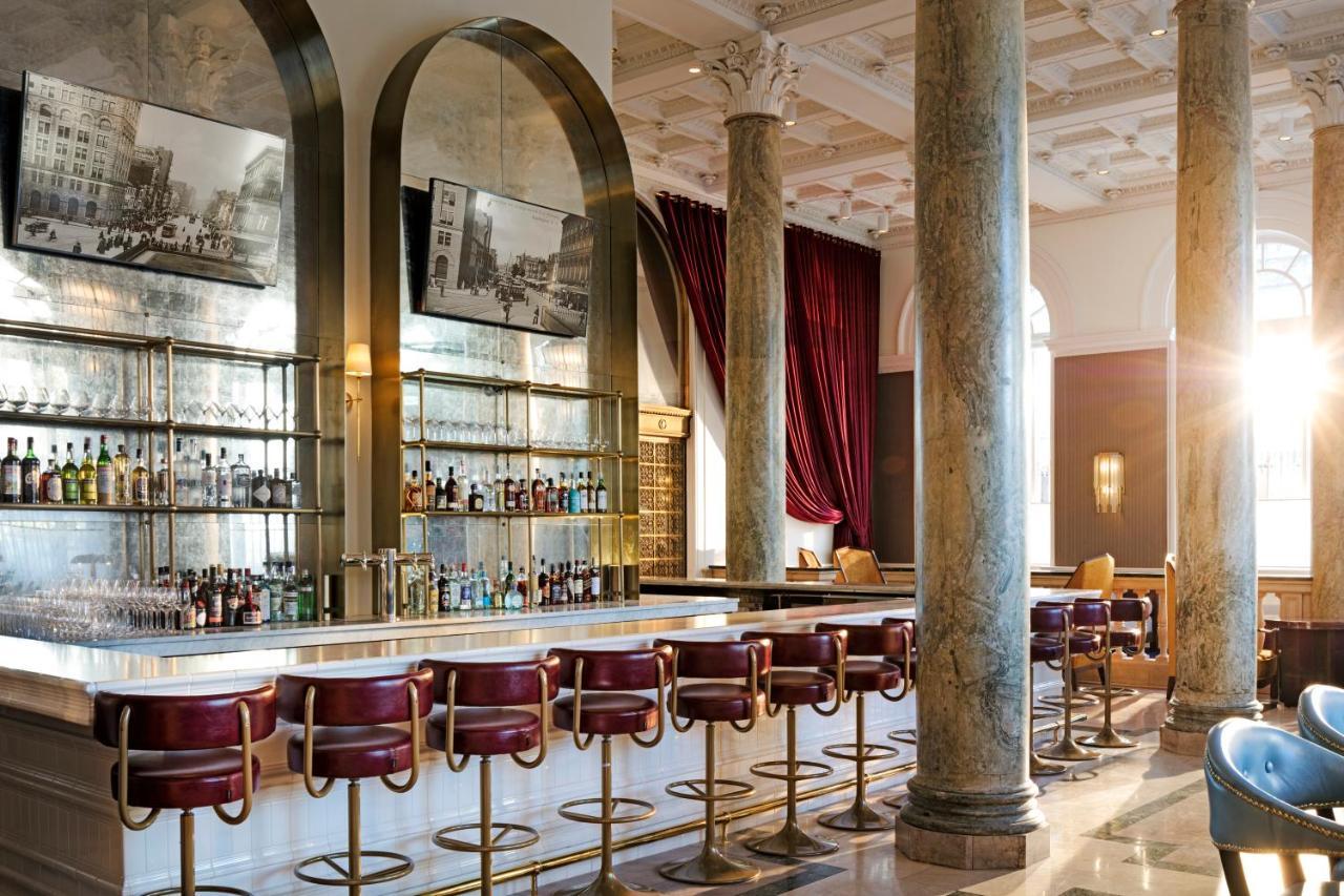 Riggs Washington Dc Hotel Exterior foto The American Bar